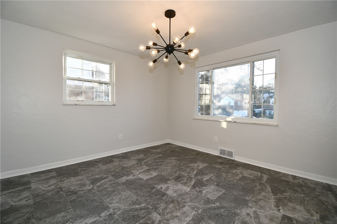 217 Oaklyn Rd