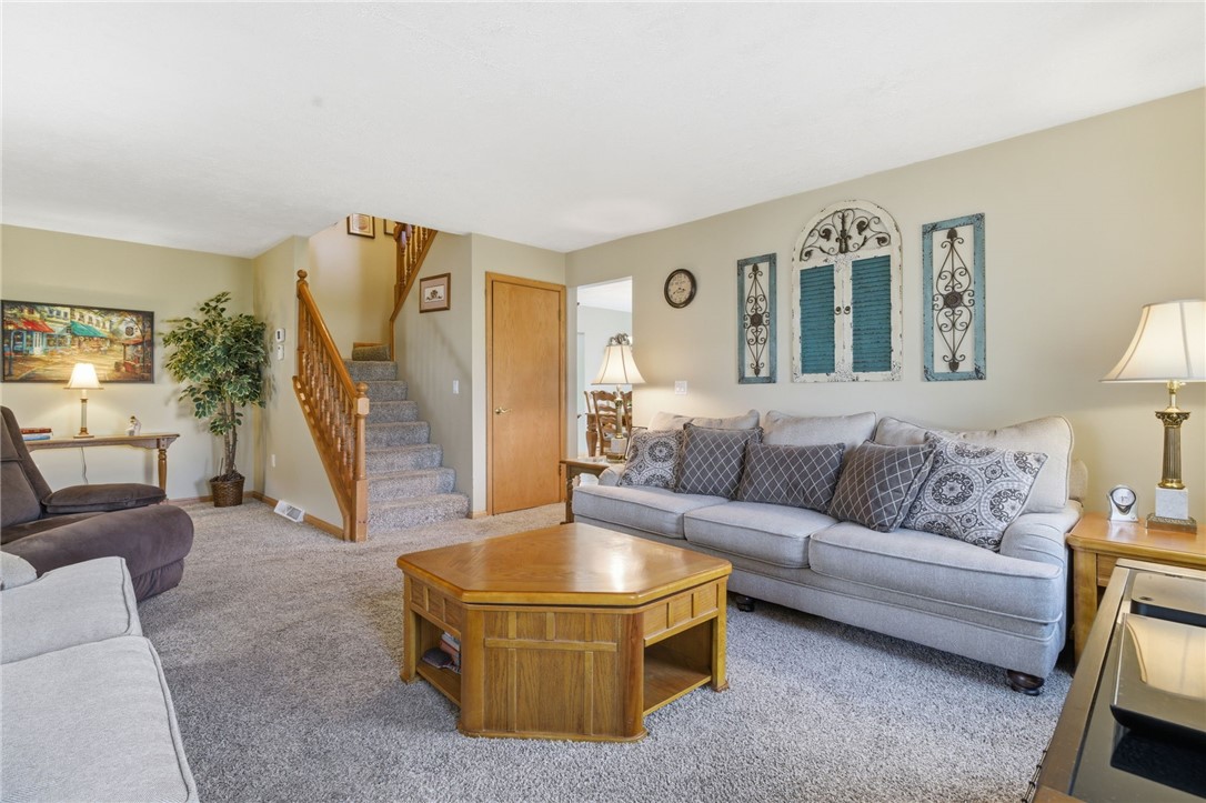 412 Emily Ln
