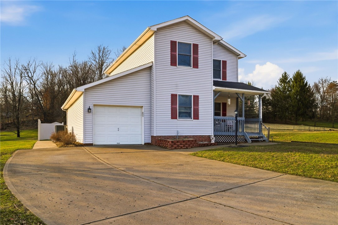 412 Emily Ln
