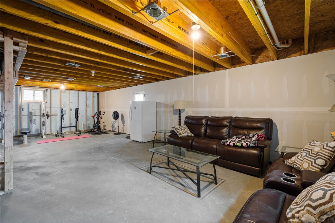 313 Everest Circle
