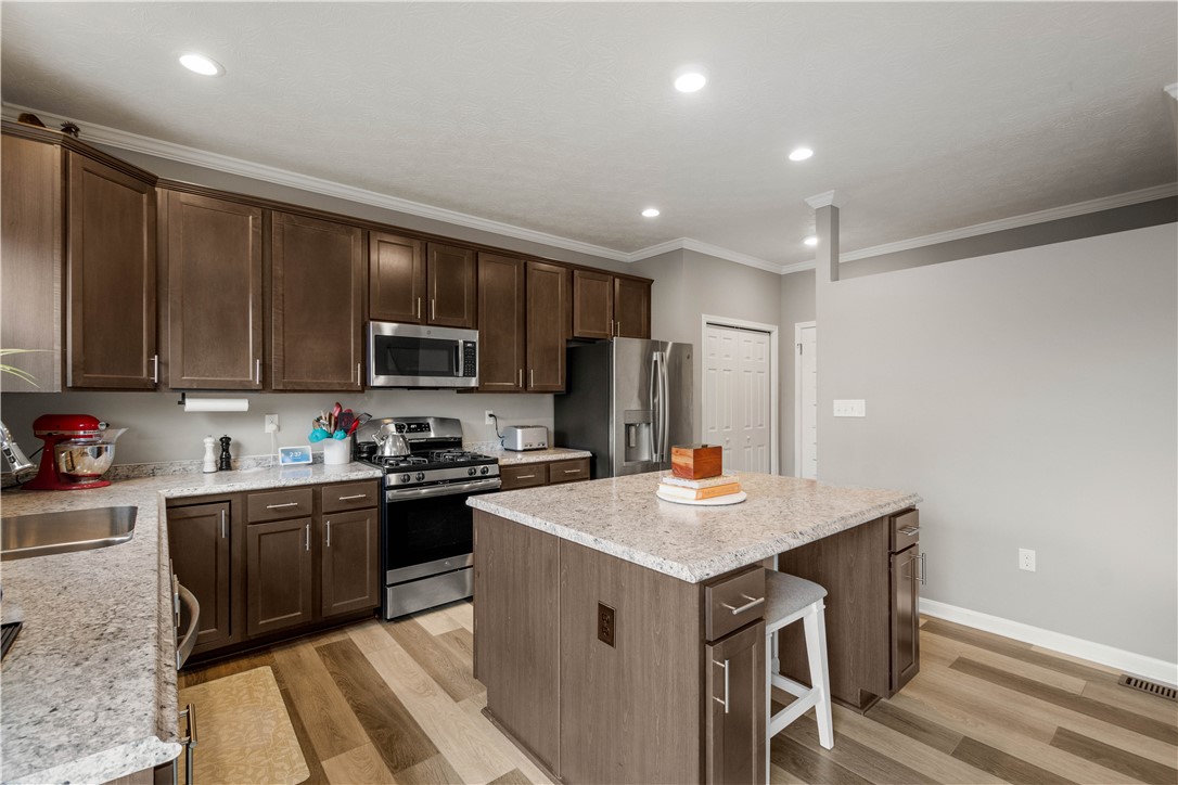 313 Everest Circle