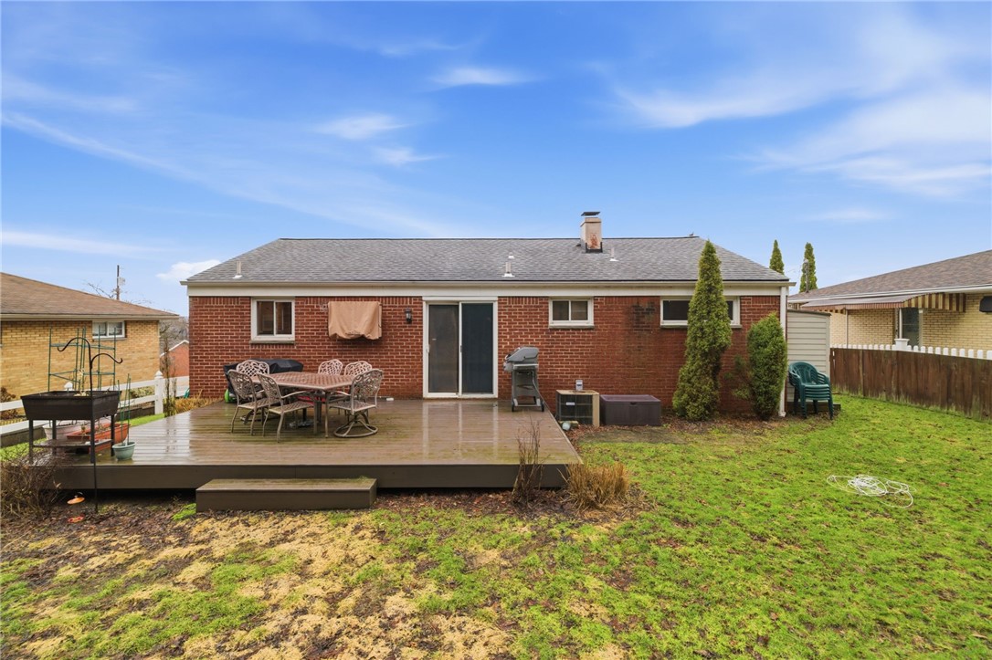 3138 Woodridge Dr