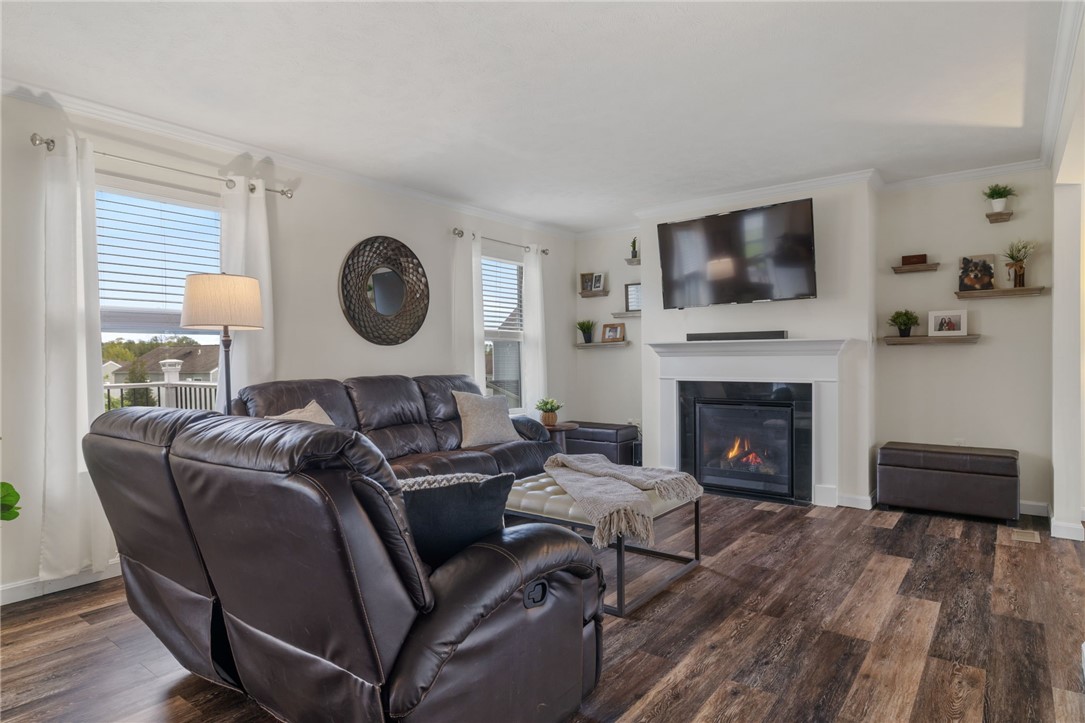 218 Horse Shoe Dr