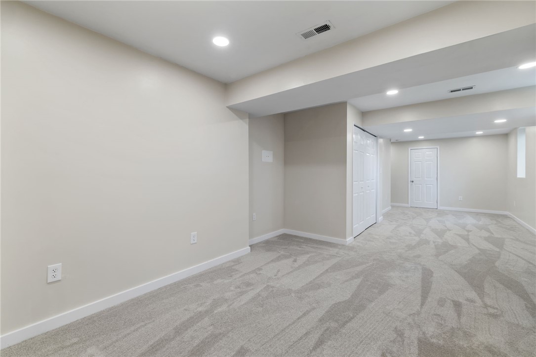 218 Horse Shoe Dr