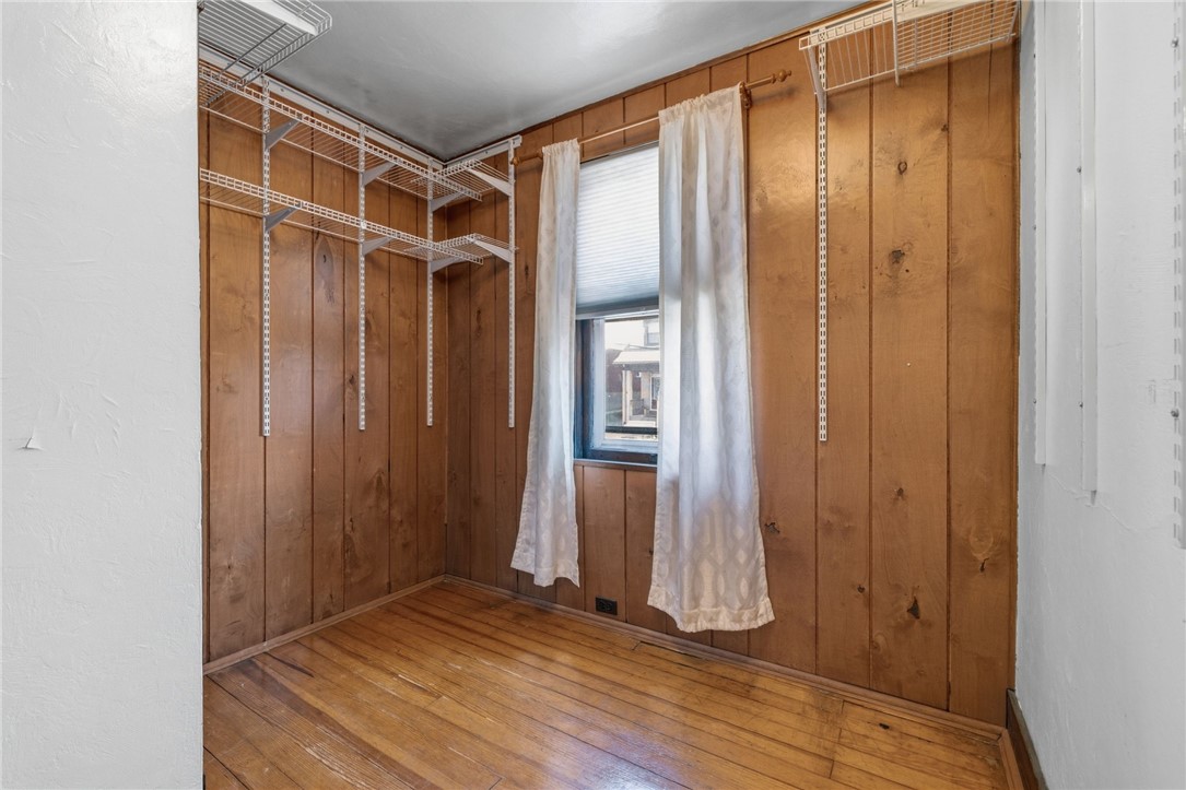 114 Catskill Ave