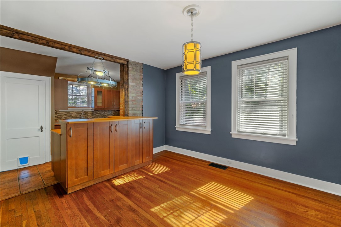 47 Estella Ave
