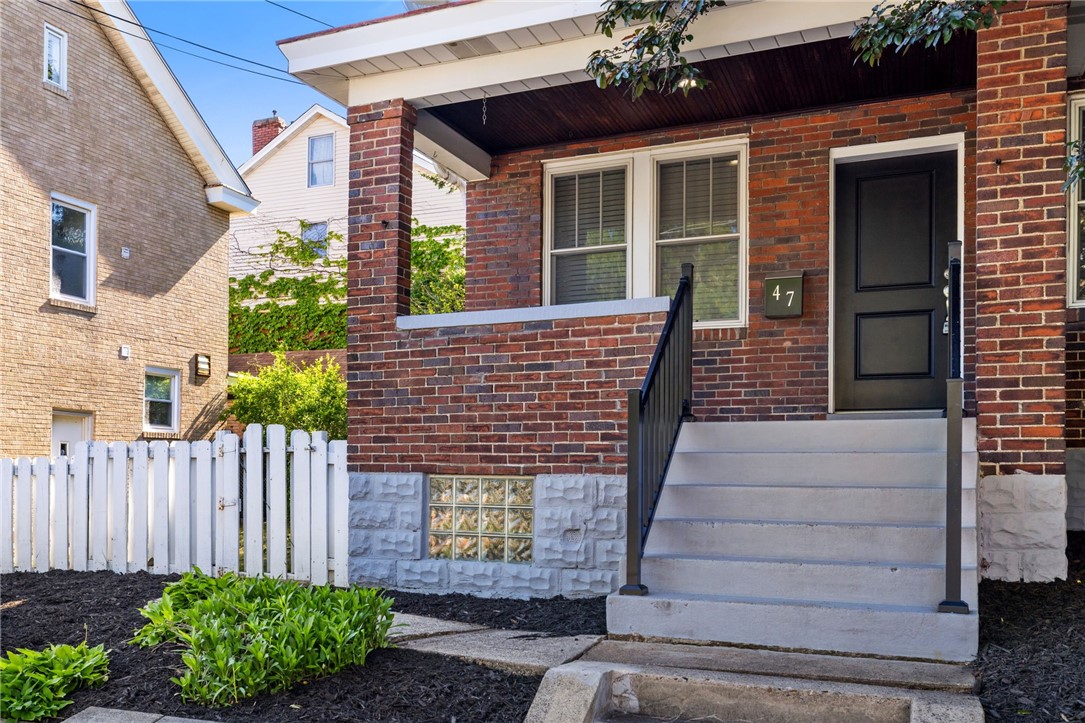 47 Estella Ave