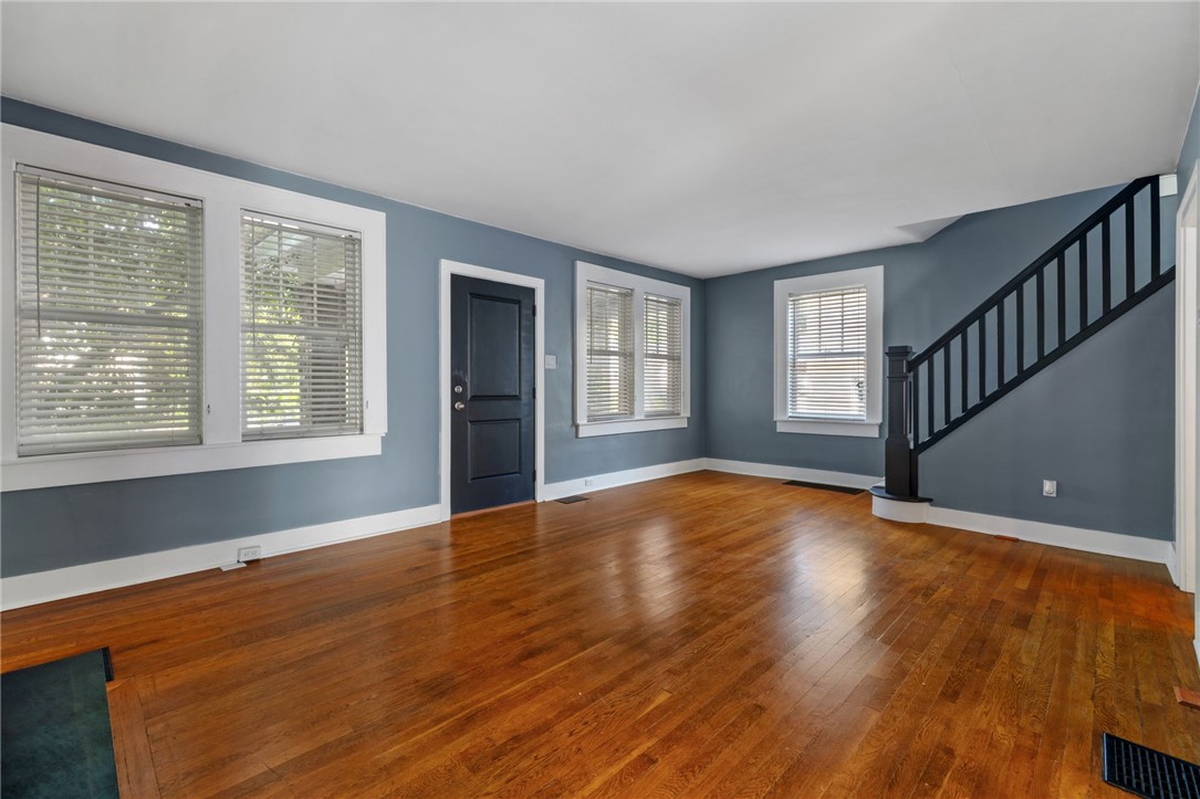 47 Estella Ave