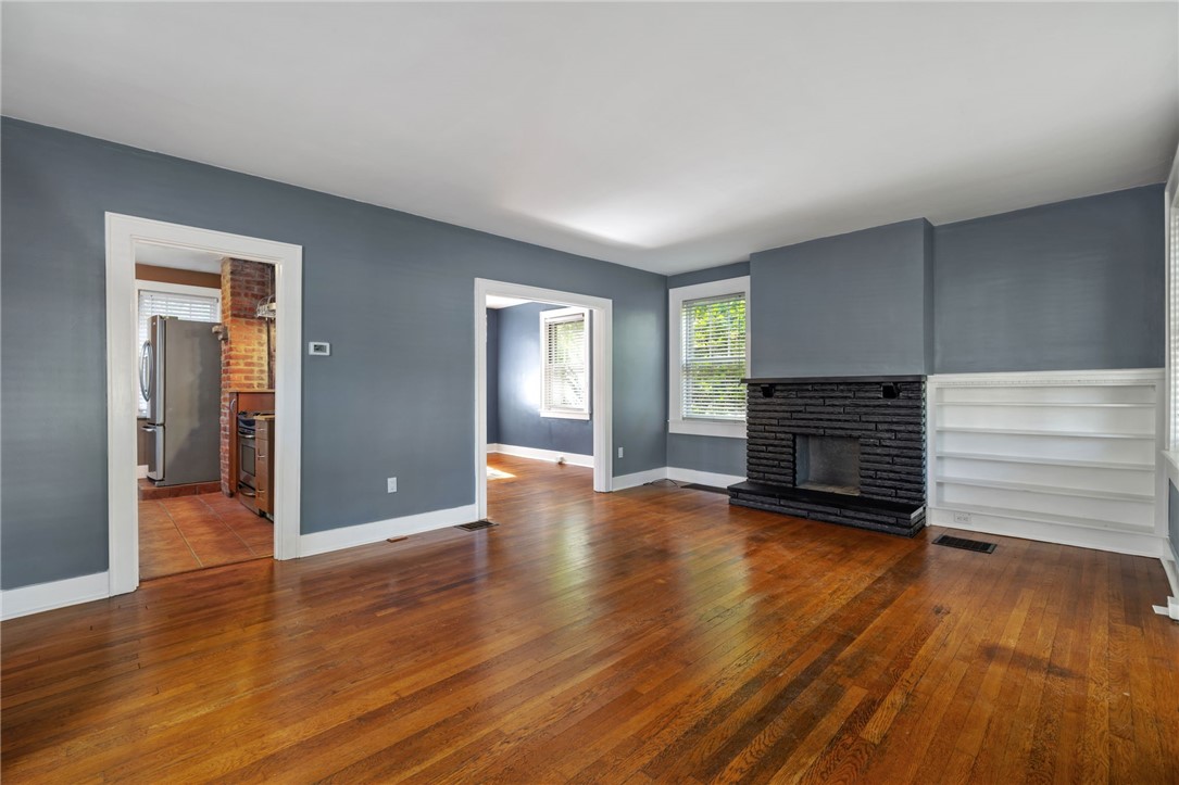 47 Estella Ave