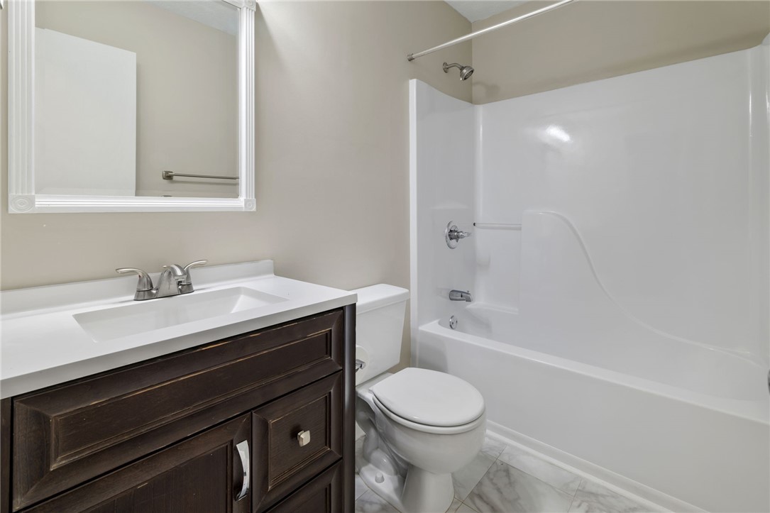 2104 Timberglen Dr