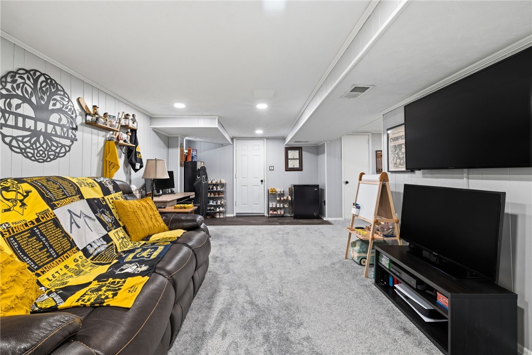 3506 Valley Drive