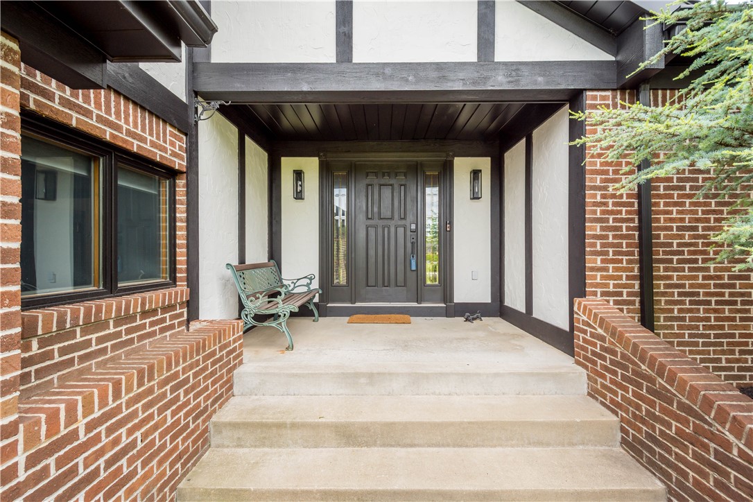 407 Hilltop Ln