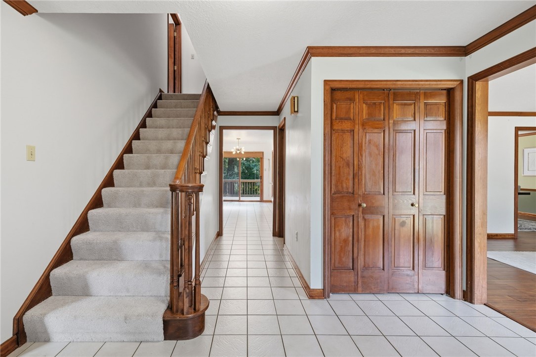 2457 Dogwood Dr