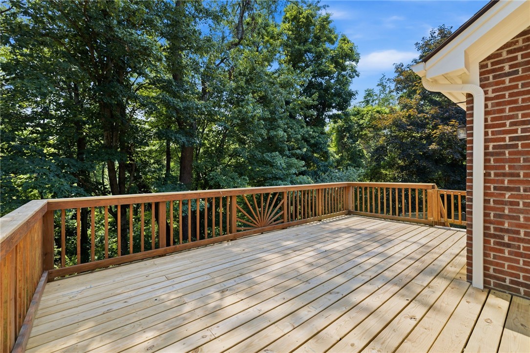 2457 Dogwood Dr