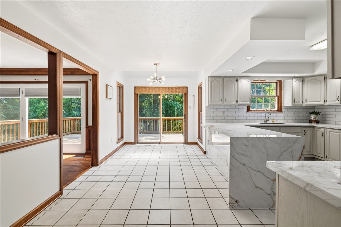 2457 Dogwood Dr