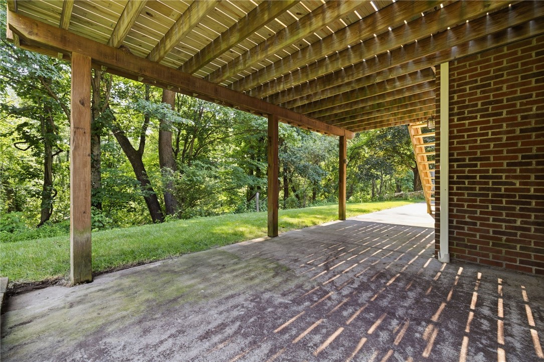2457 Dogwood Dr