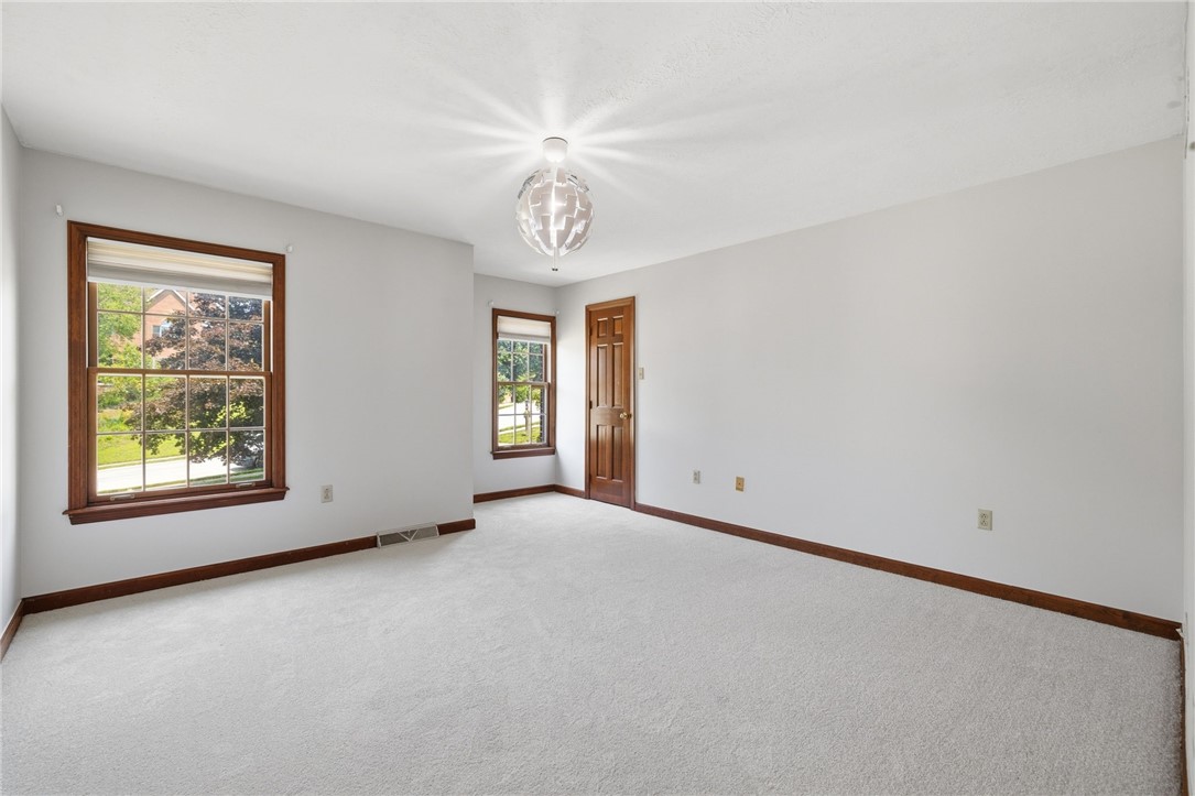 2457 Dogwood Dr