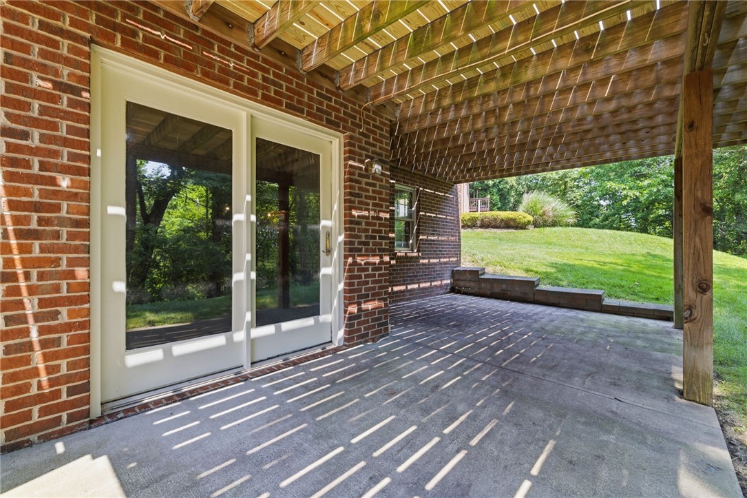 2457 Dogwood Dr