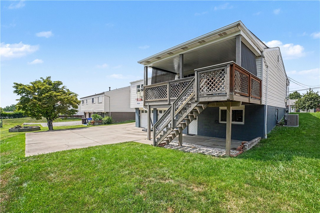 411 Palomino Dr