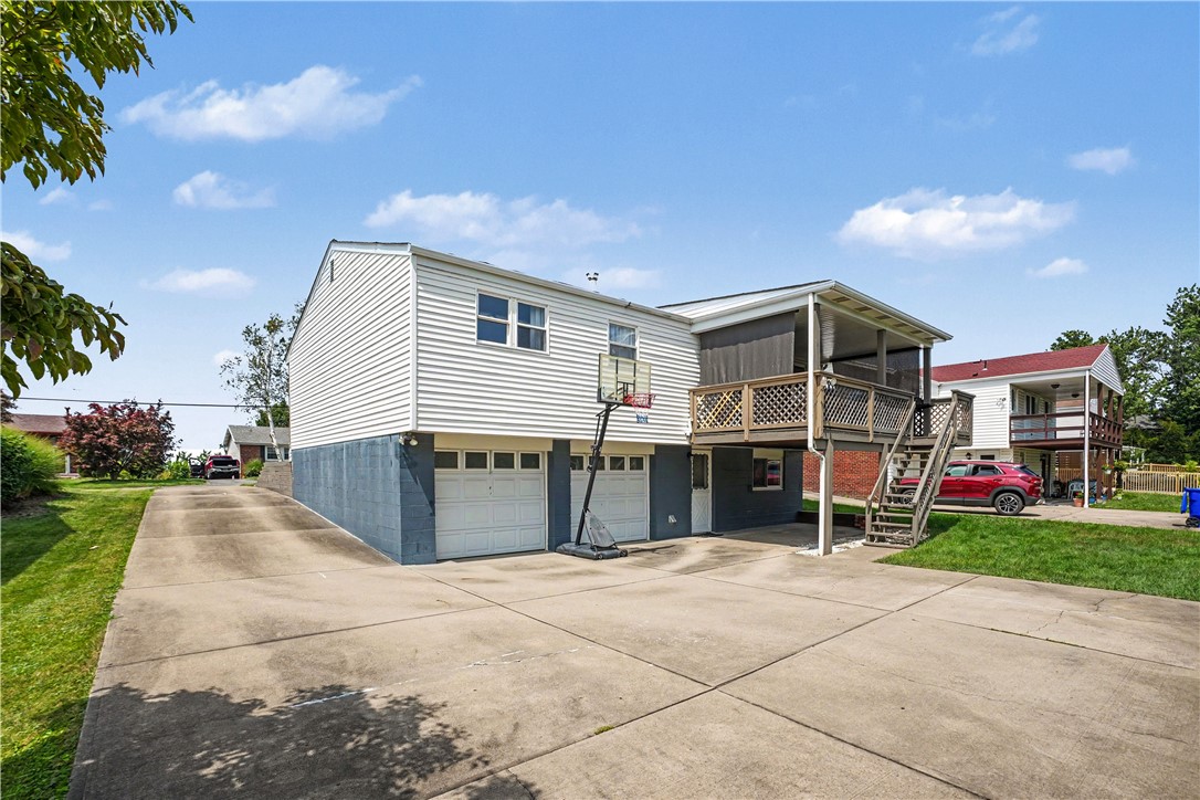 411 Palomino Dr