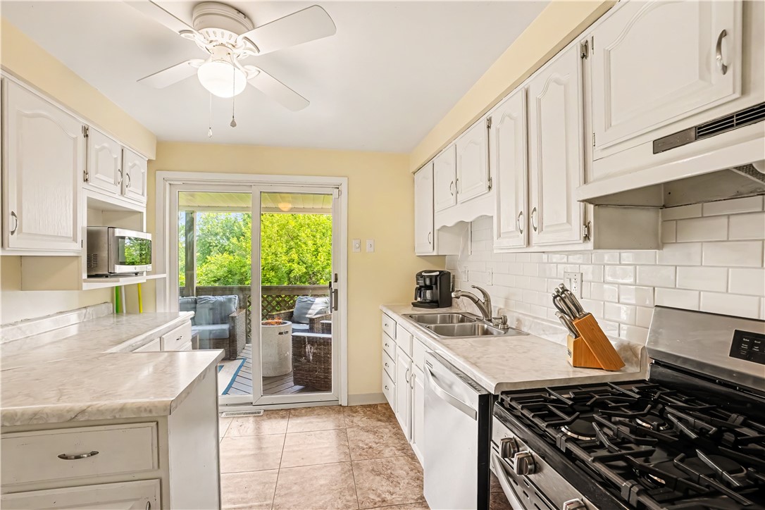 411 Palomino Dr