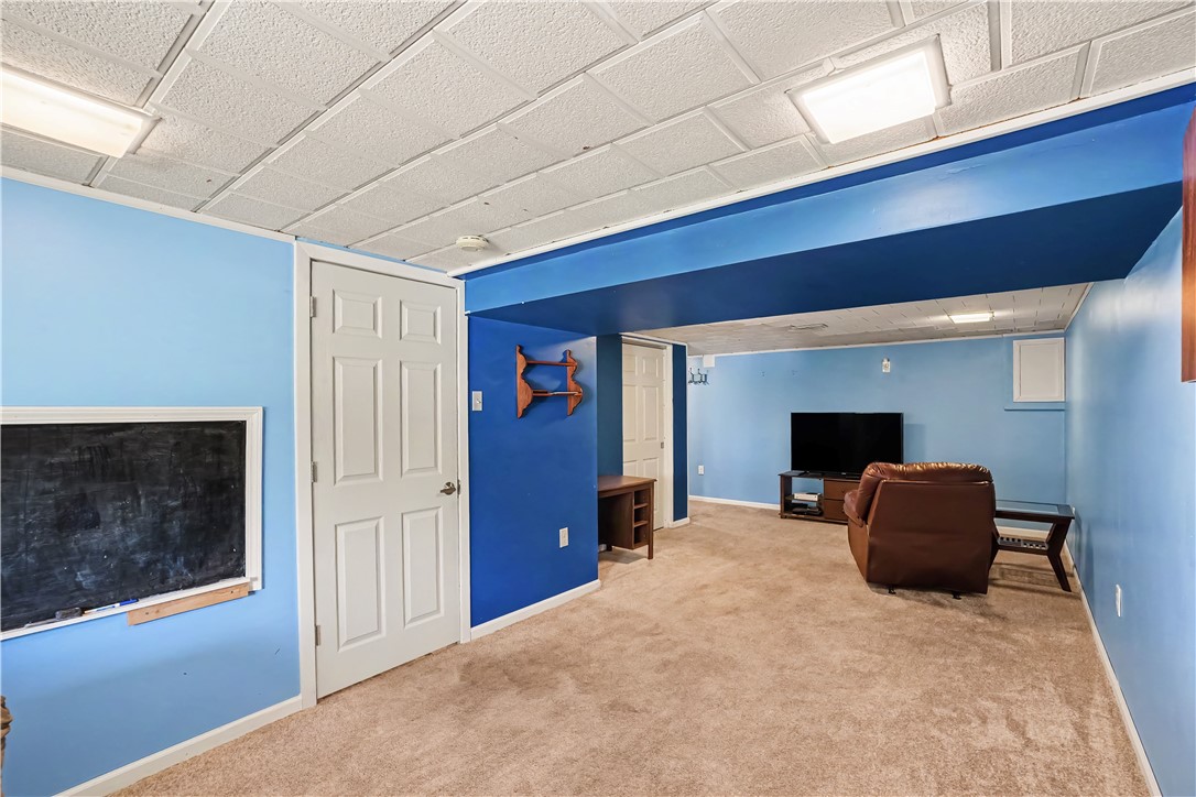 411 Palomino Dr