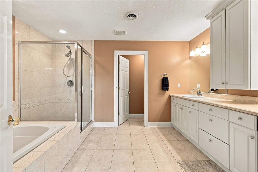 101 Chateau Dr