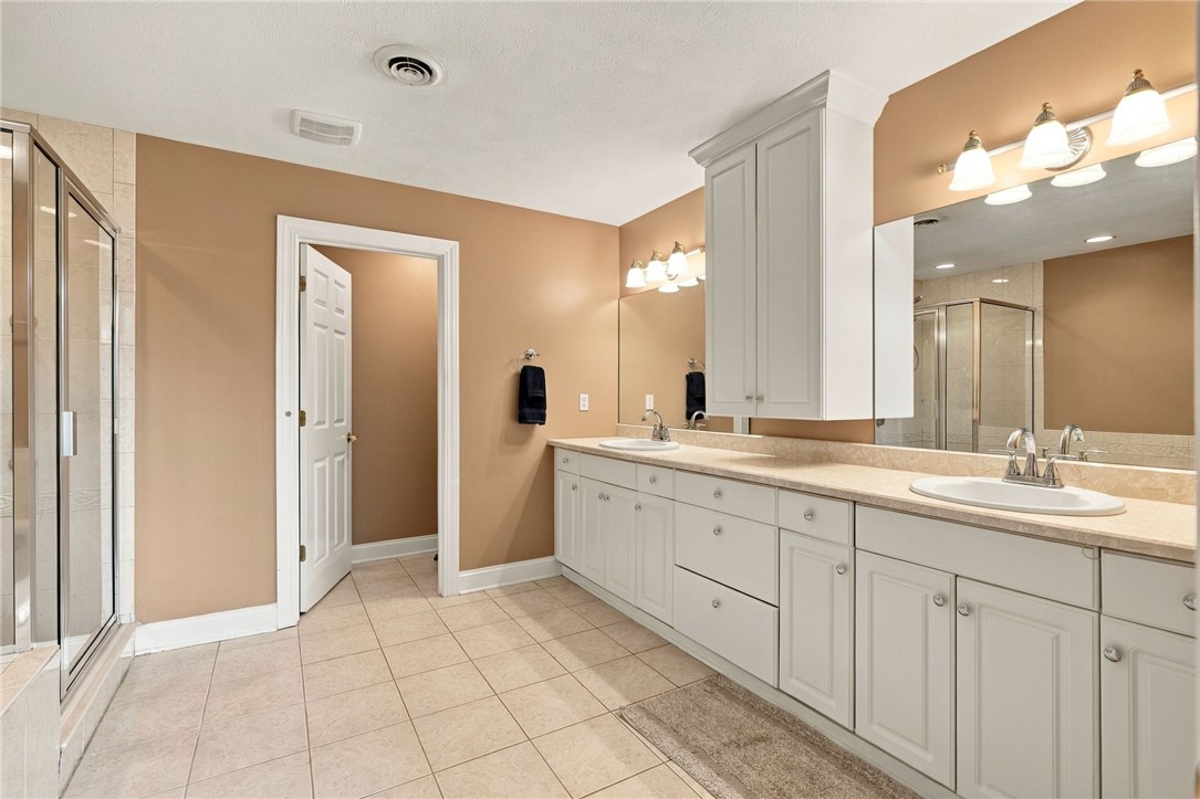 101 Chateau Dr