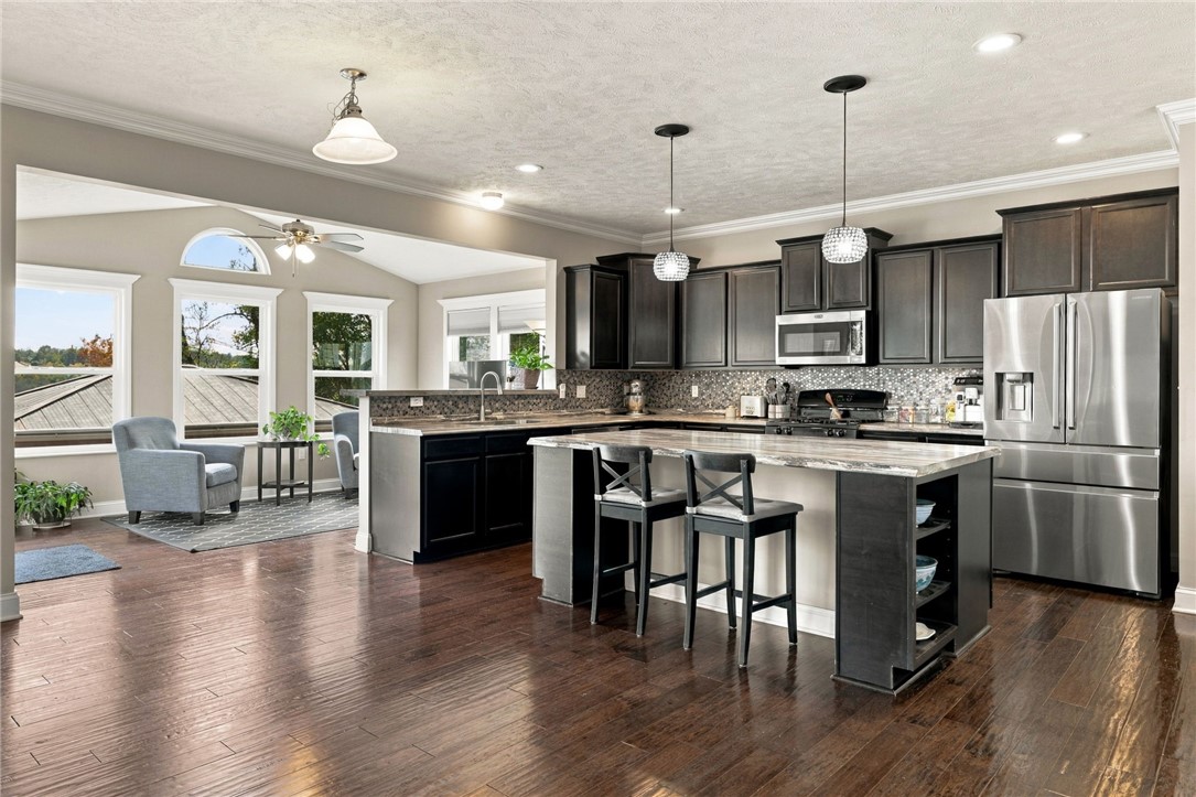 215 Horse Shoe Drive