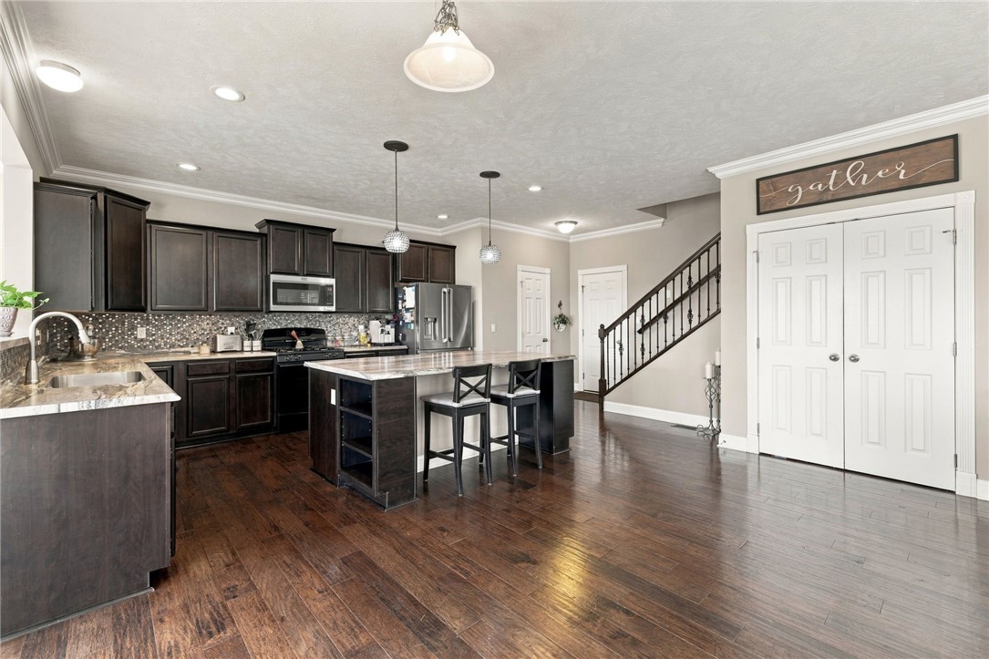 215 Horse Shoe Drive
