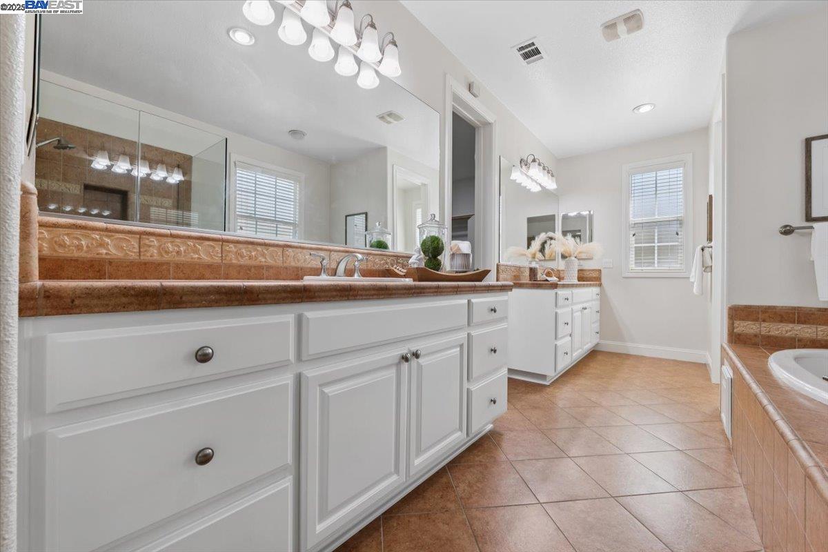 3565 Rimini Ln