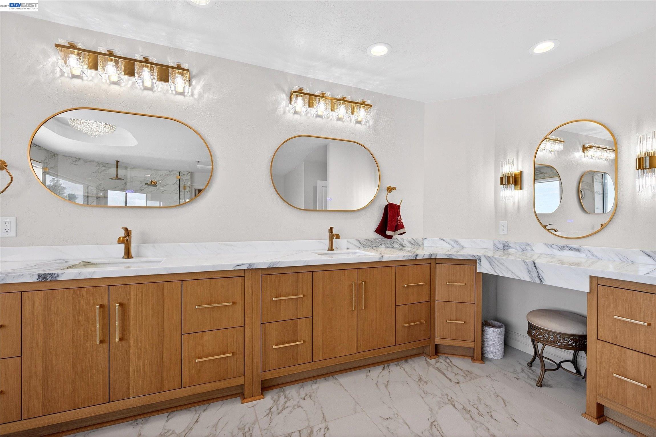 9500 Santos Ranch Rd