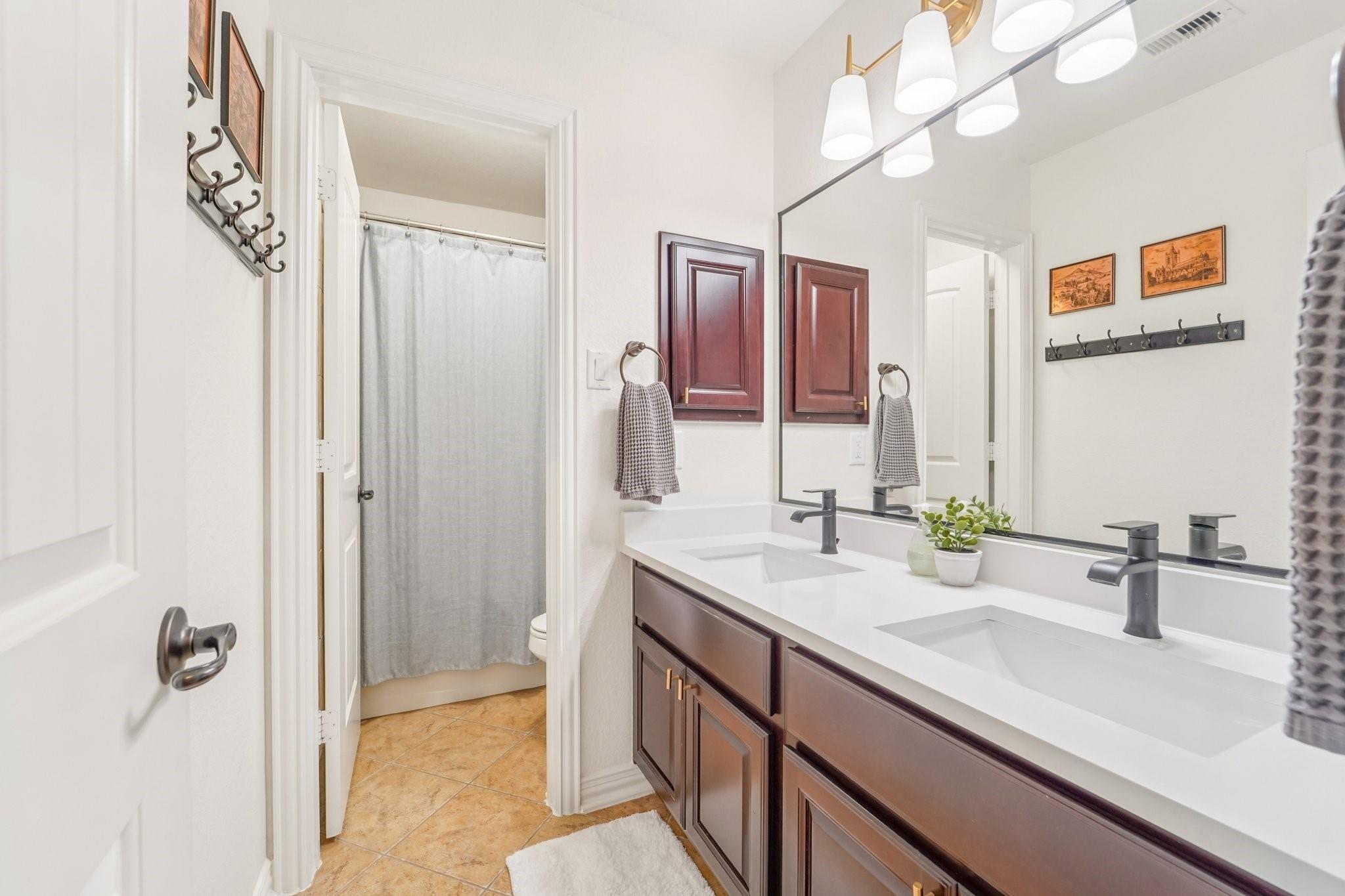1041 Cedar Forest Drive