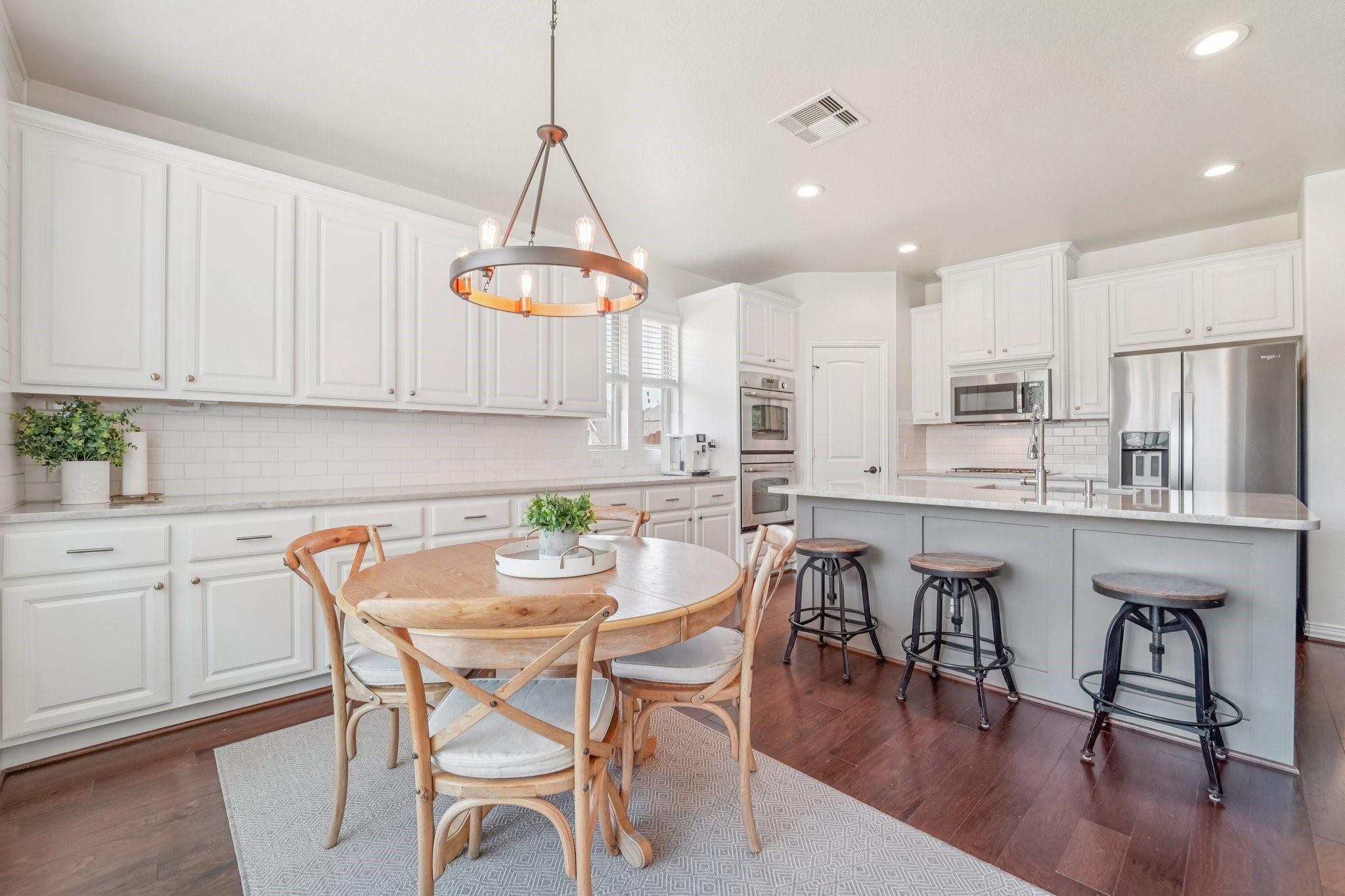 1041 Cedar Forest Drive