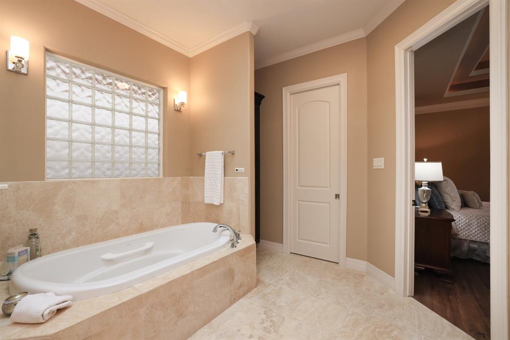 16114 Villa Fontana Way
