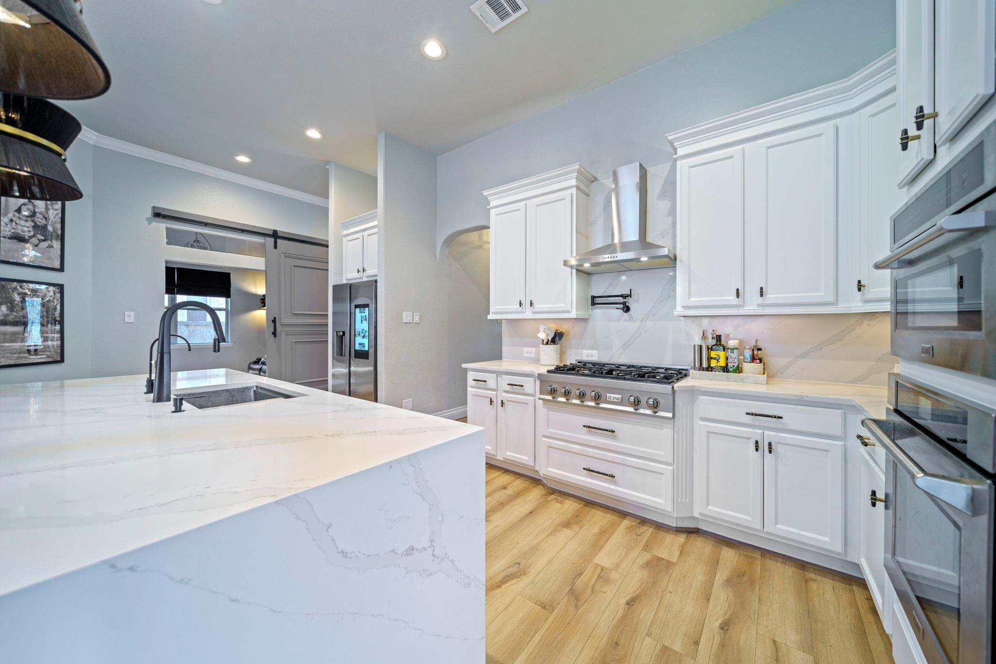 15 Inland Prairie Drive