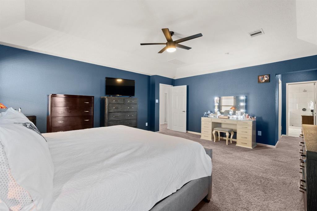 3952 Eagle Nest Lake Lane