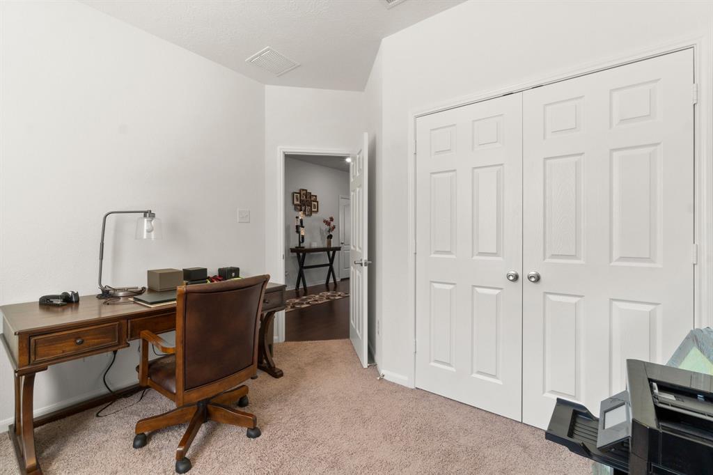 3952 Eagle Nest Lake Lane