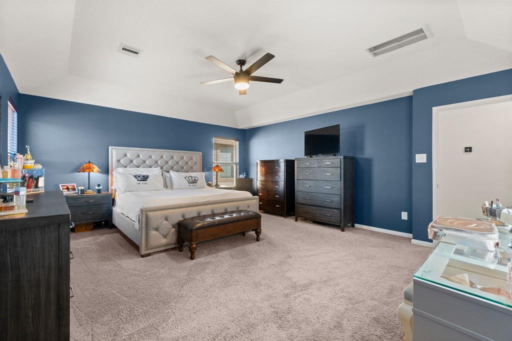 3952 Eagle Nest Lake Lane