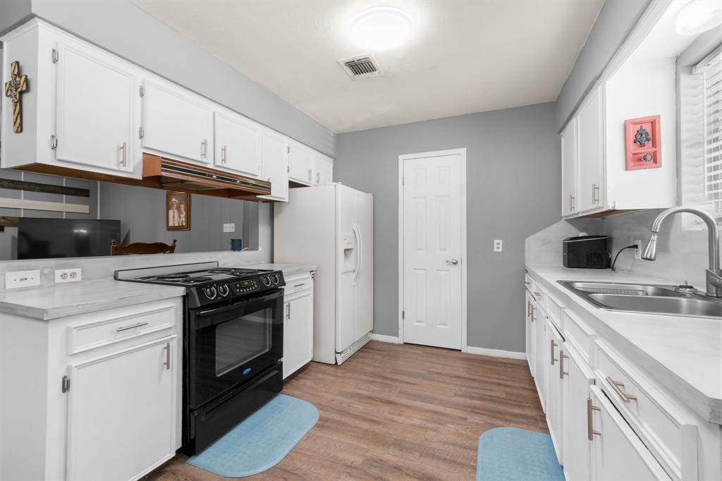 2499 Centerline Road