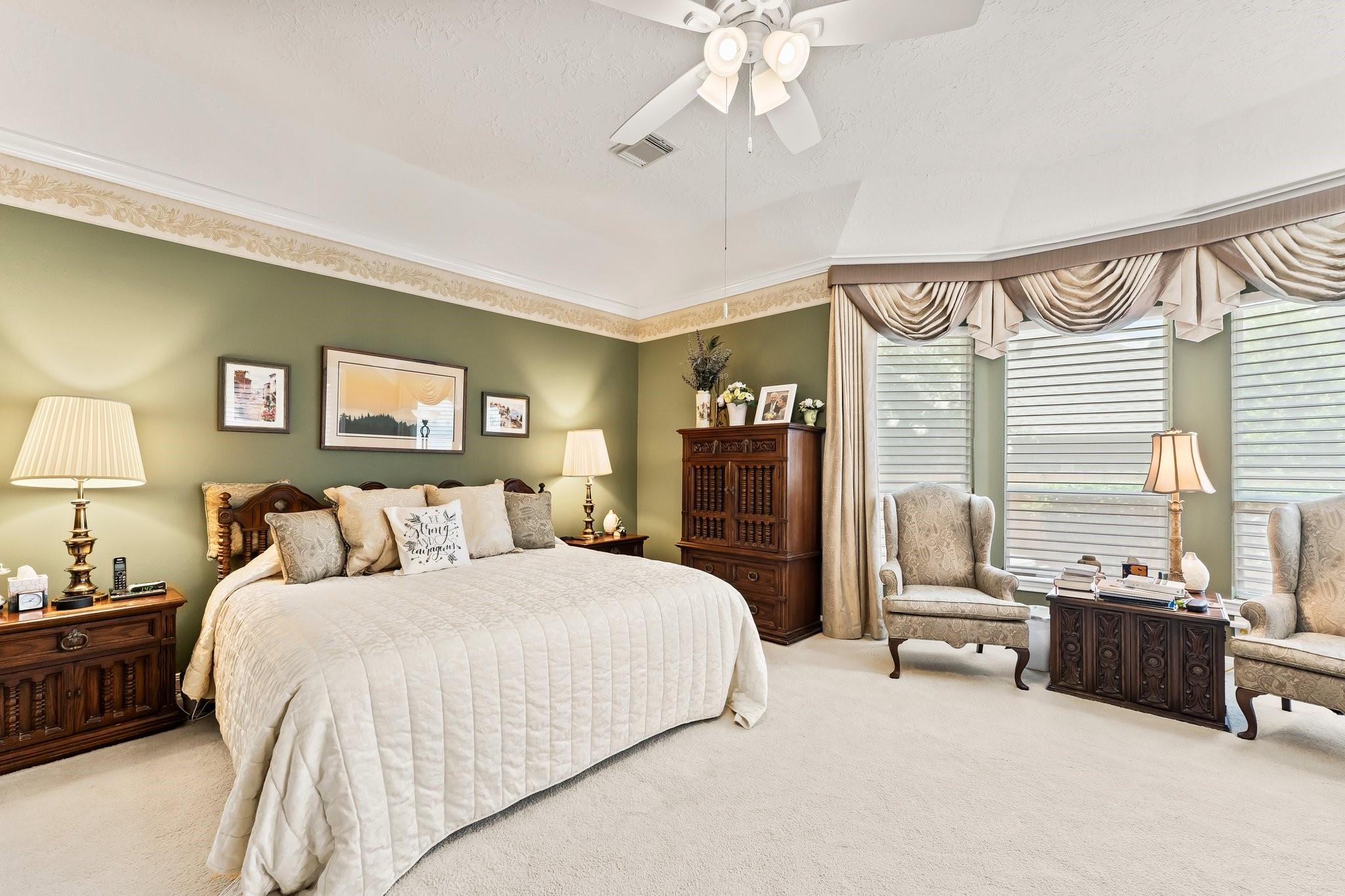15 Surrey Run Place