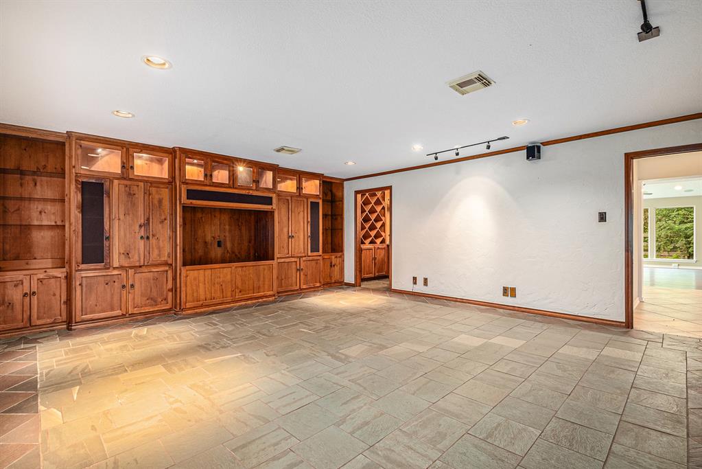 1521 Hamblen Road