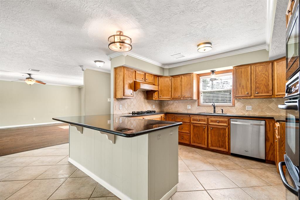 1521 Hamblen Road