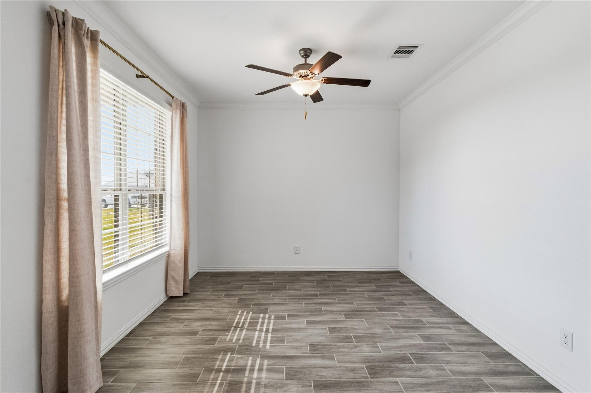 15003 Gulfstream Park Avenue