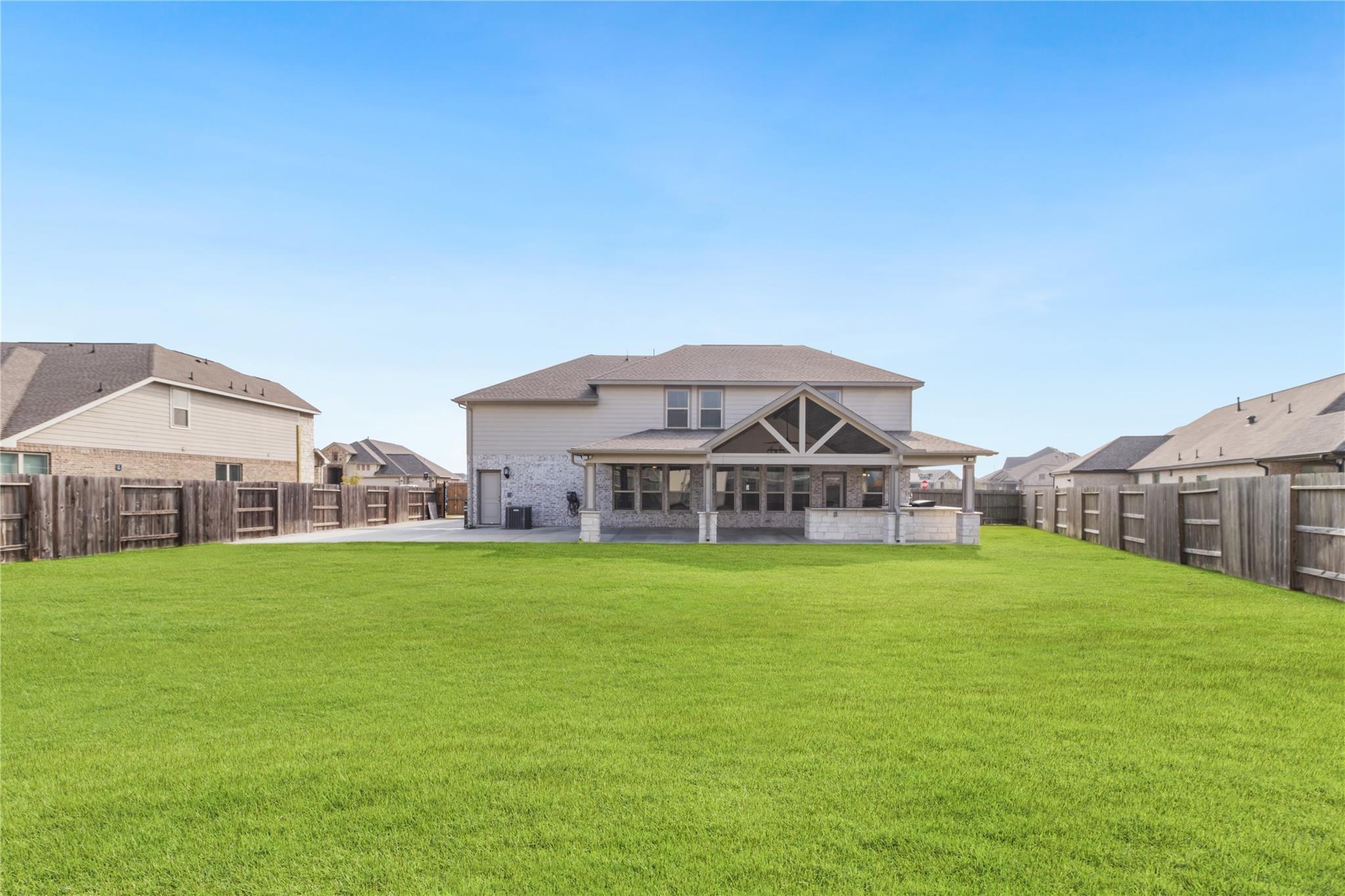 15003 Gulfstream Park Avenue