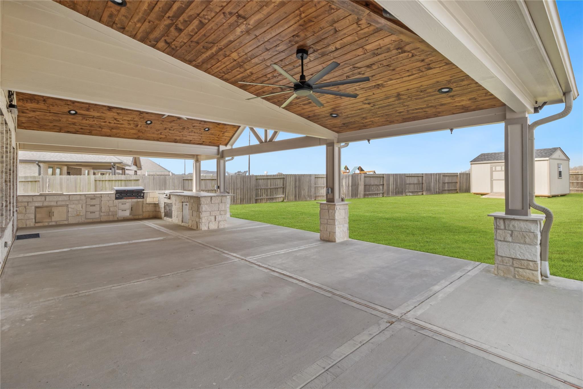 15003 Gulfstream Park Avenue