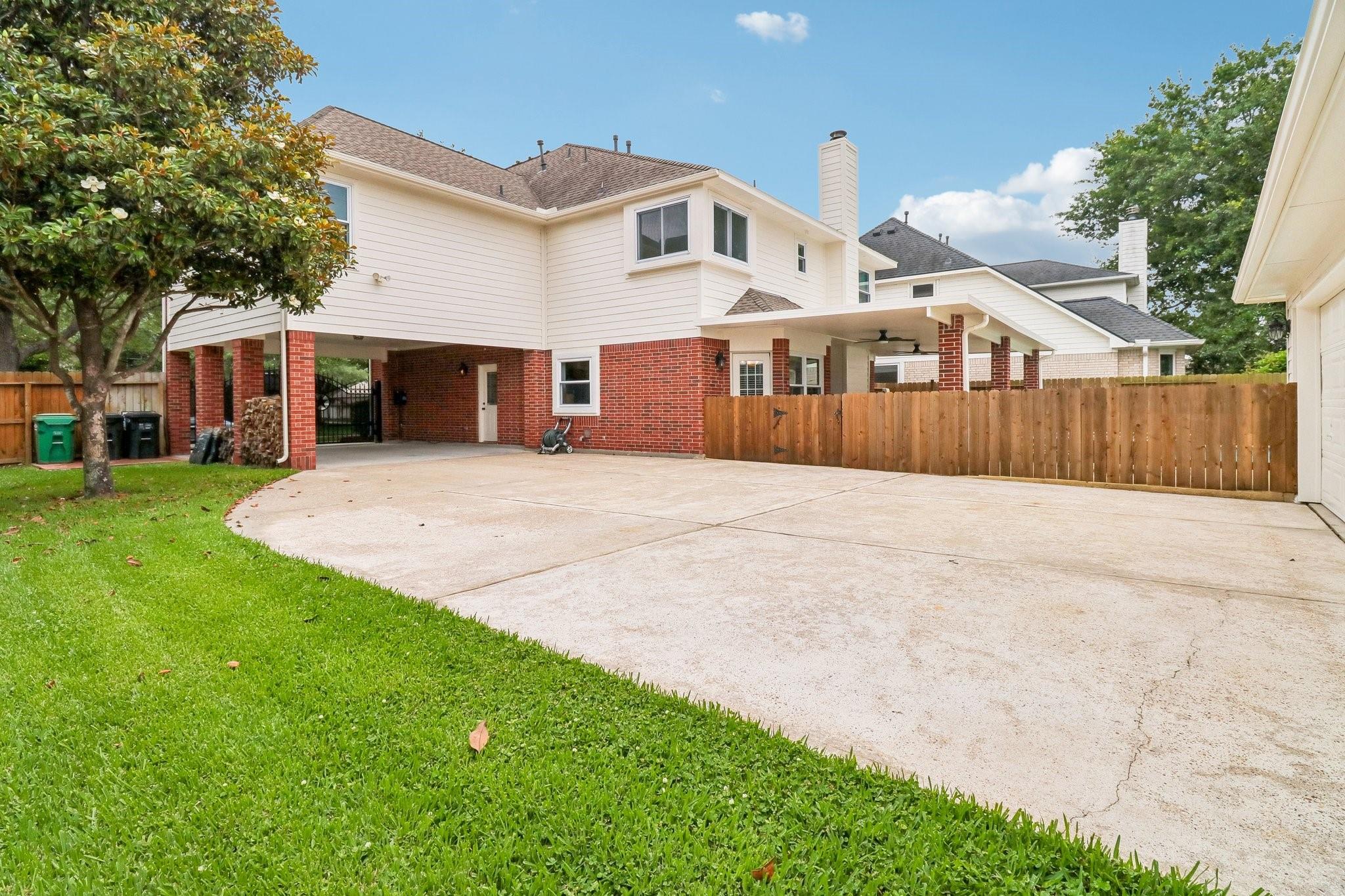 23921 Dorrington Estates Lane