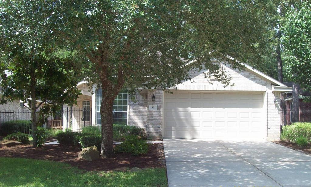 10 W Foxbriar Forest Circle