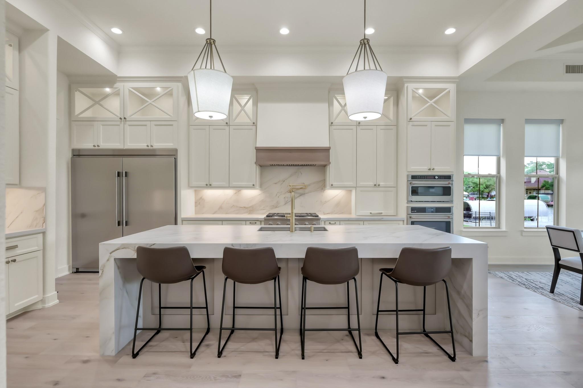6859 Kingston Cove Lane