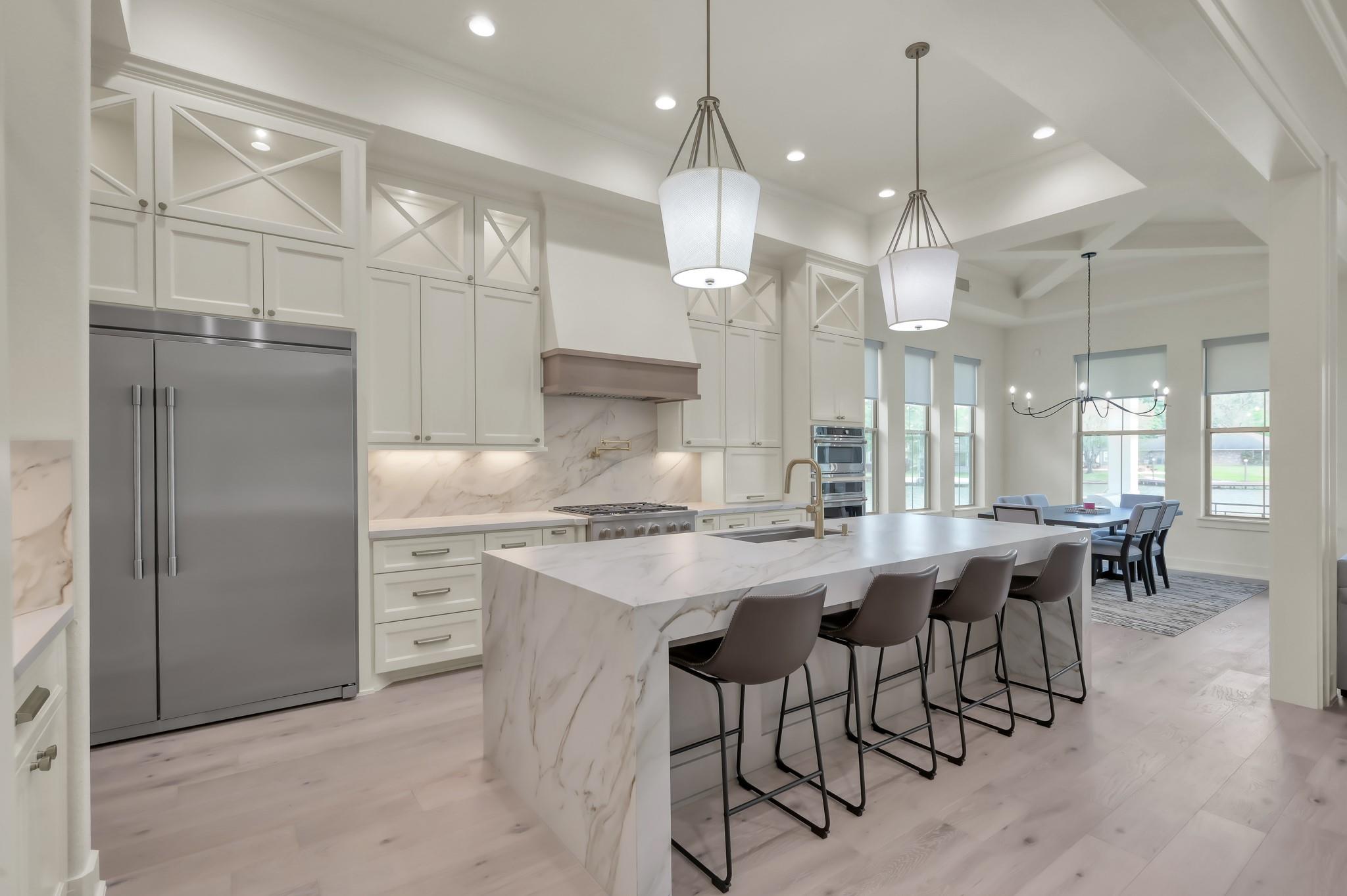 6859 Kingston Cove Lane